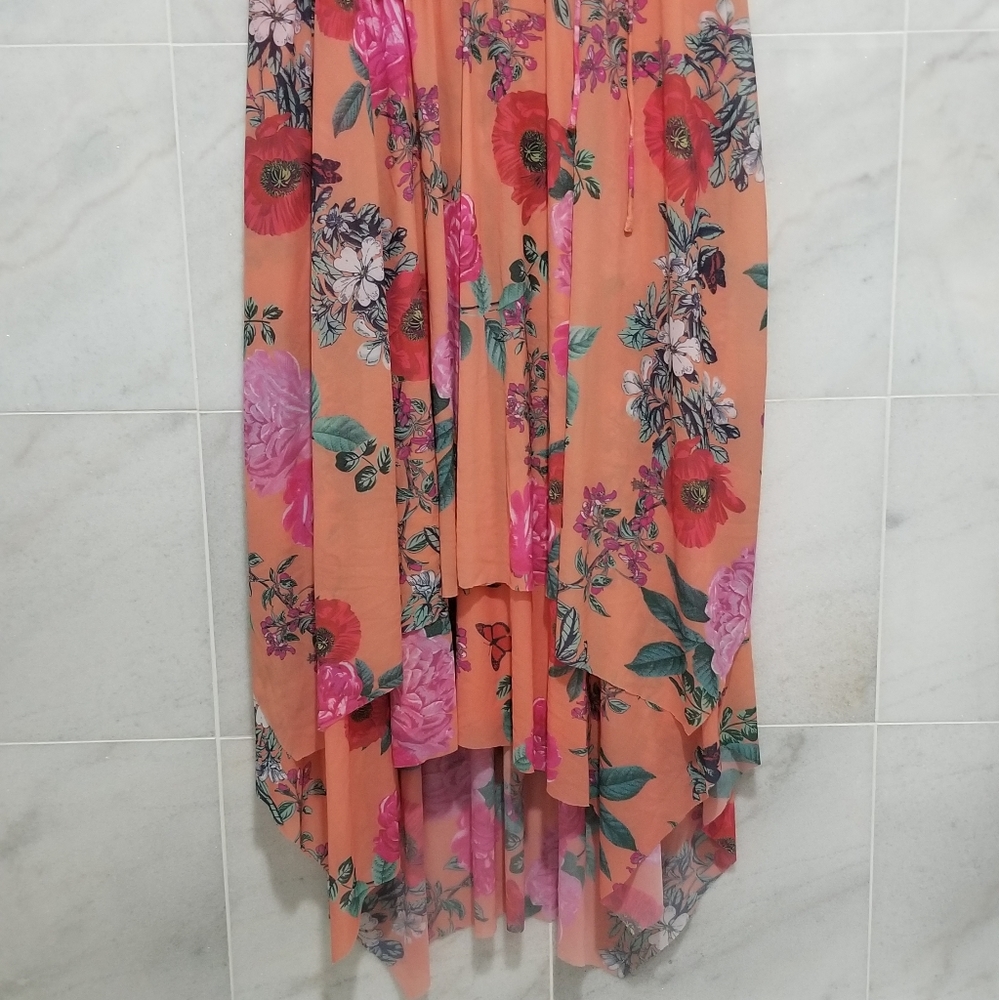 Meave Simone Floral Midi Dress - Picture 7 of 8